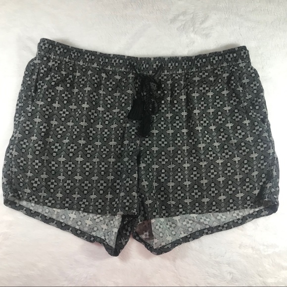 Old Navy Pants - OLD NAVY black white loose fit drawstring shorts L